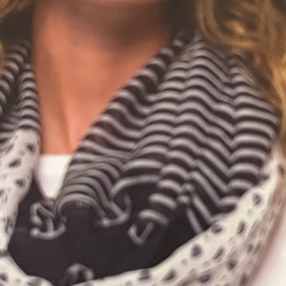 Ladies infinity nautical scarf by I am. - Picture 11 of 12